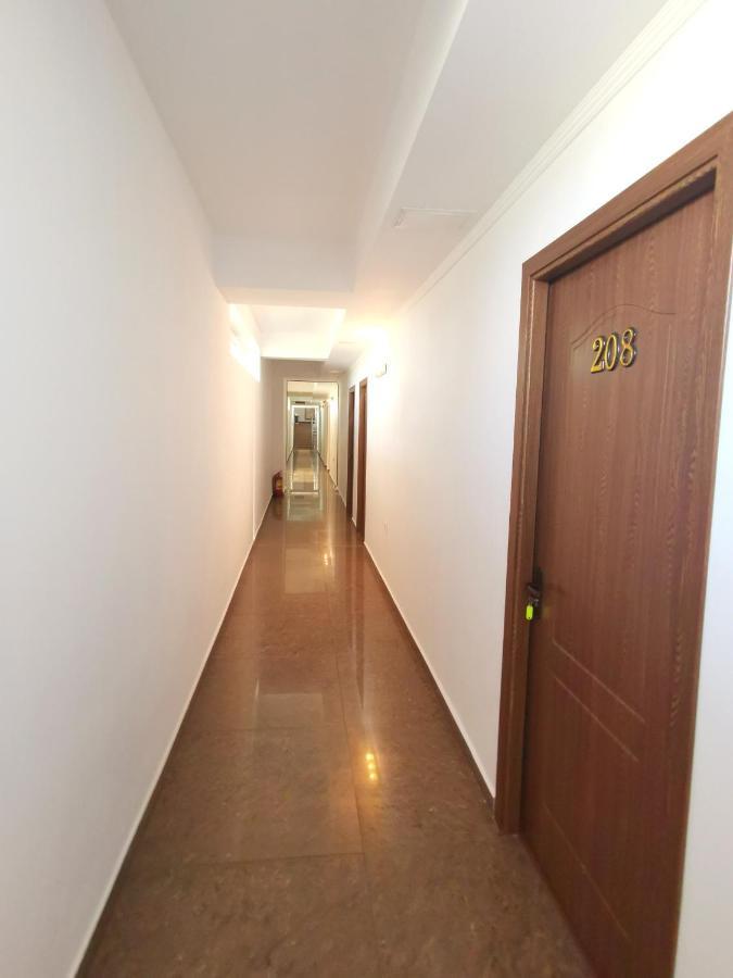 بيتستِ Hotel Dinastia المظهر الخارجي الصورة