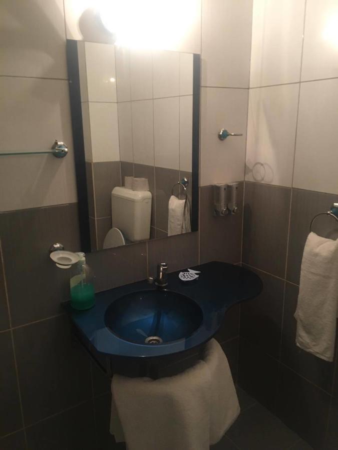 بيتستِ Hotel Dinastia المظهر الخارجي الصورة